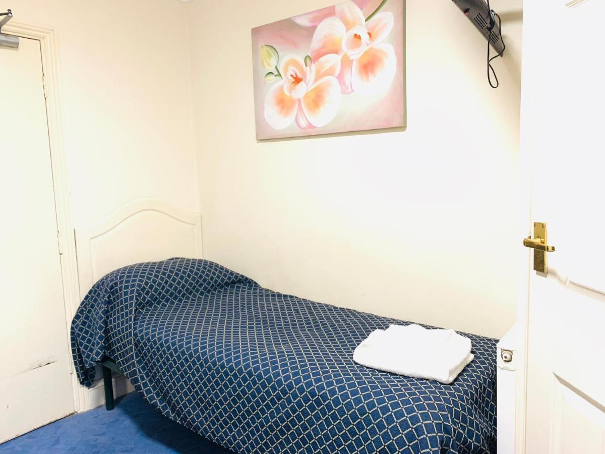 Luton Hotel Residence Ngoại thất bức ảnh