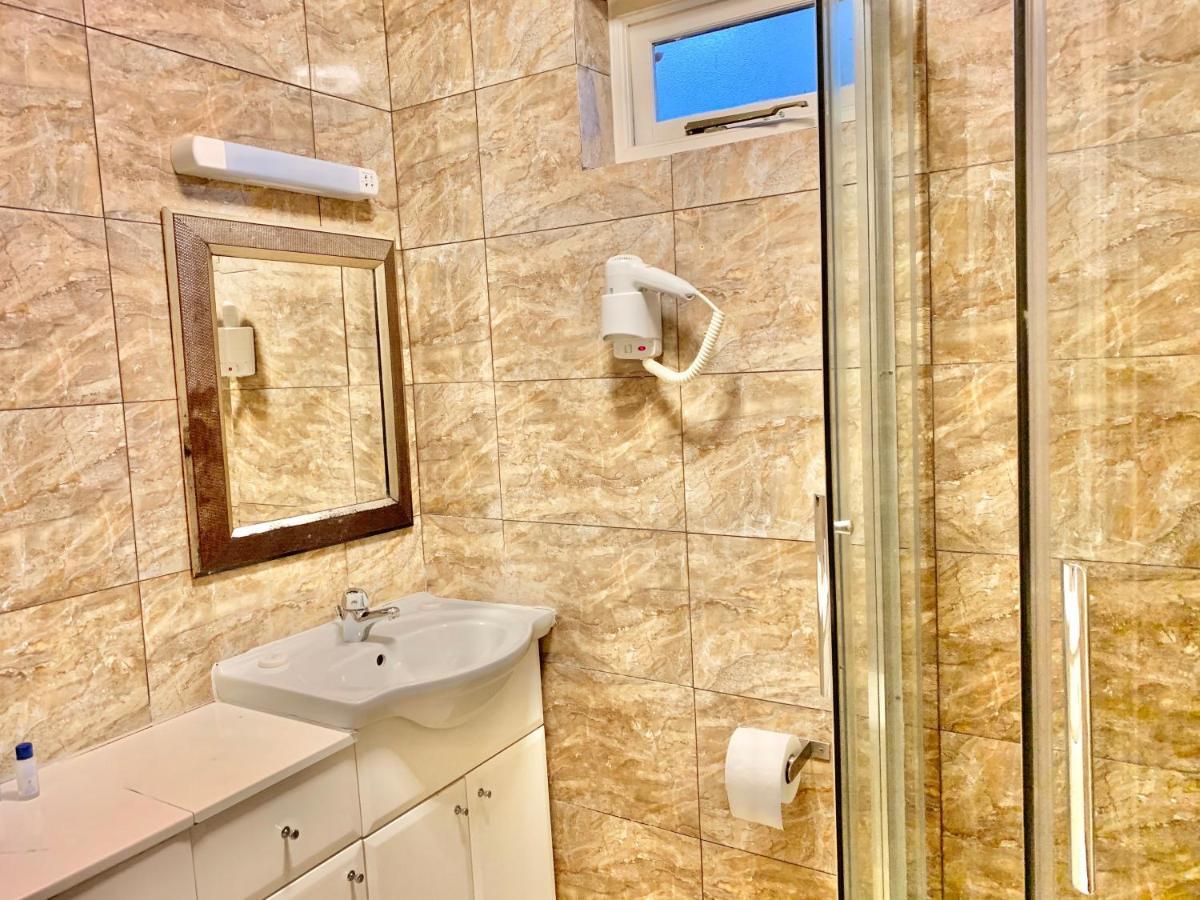 Luton Hotel Residence Ngoại thất bức ảnh