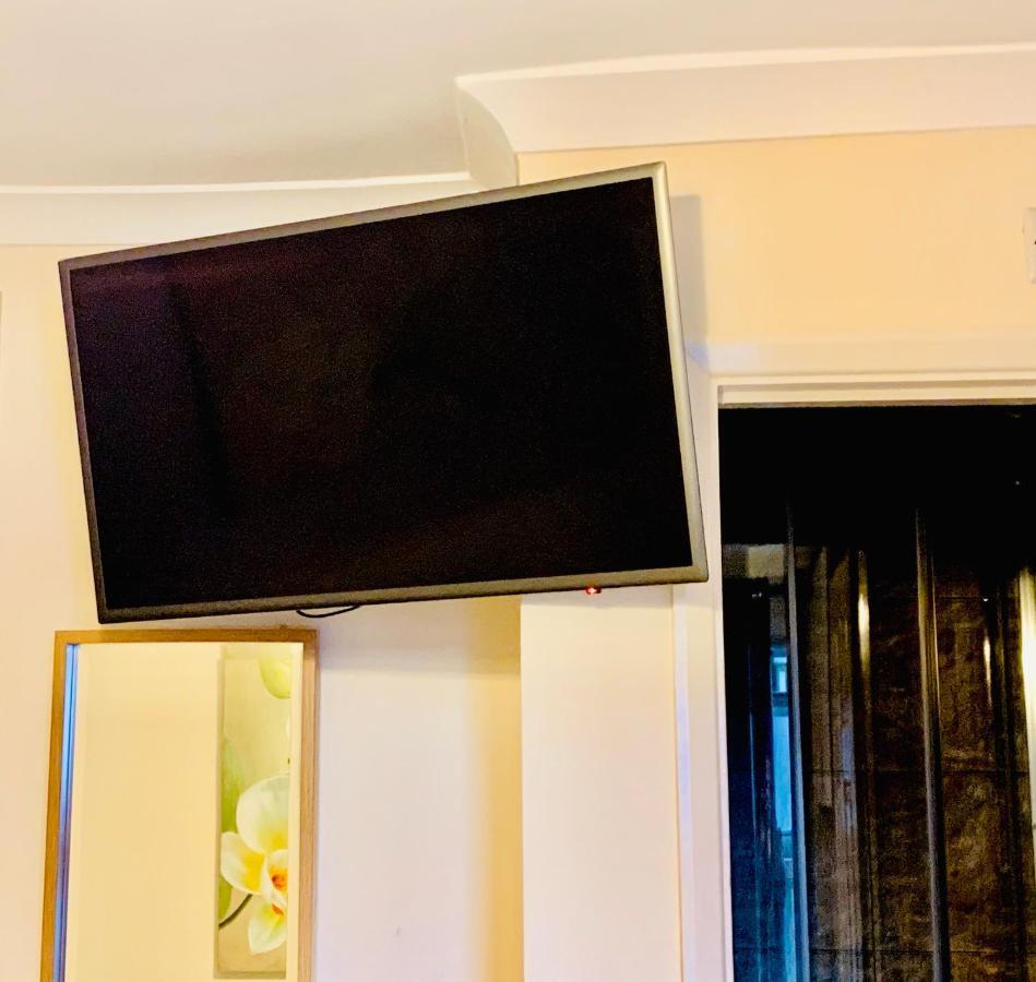 Luton Hotel Residence Ngoại thất bức ảnh